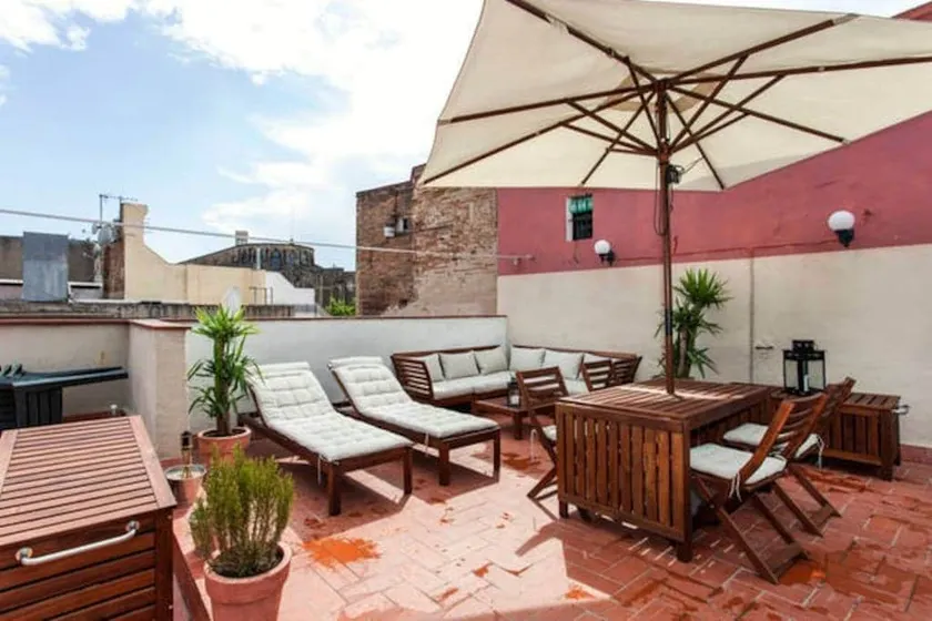 Borne Private Rooftop Terrace - Image 1