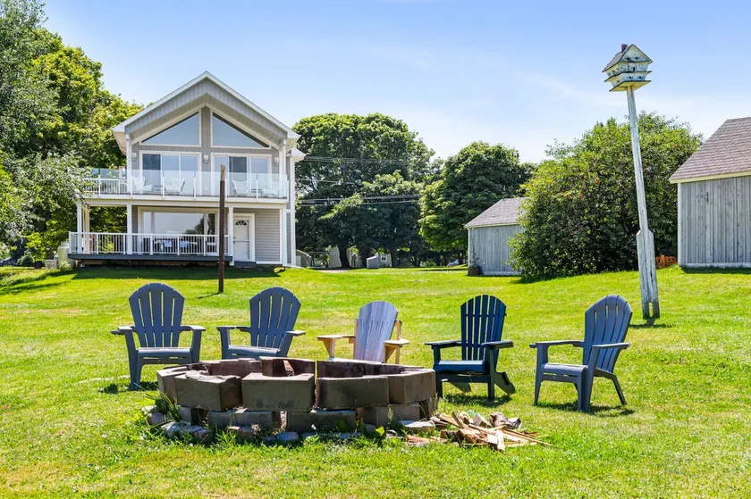 Sea La Vie- Ocean View Vacation Home - Image 1
