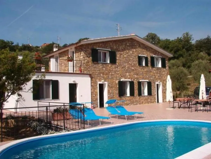 Ferienwohnung 'Le Mimose Bilo 4 Bis' mit Bergblick, Pool, Garten und WLAN – Haustiere erlaubt - Image 1