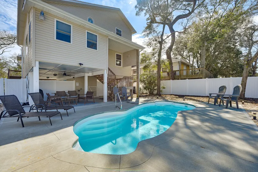 Oak Island Home w/ Pool: Walk to Long Beach! - Image 1