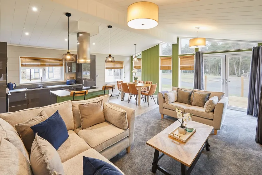 Host & Stay - Eller Beck, The Cabin In The Woods - Image 1