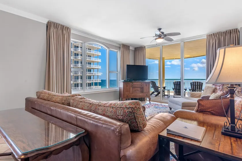 Beach Colony East #6D - Image 1
