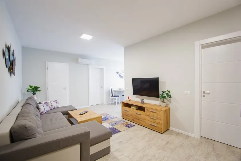 Retreat to a Stylish Home at West Residence - Image 1