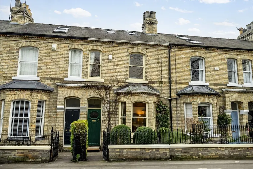 7 St John's Crescent - Image 1