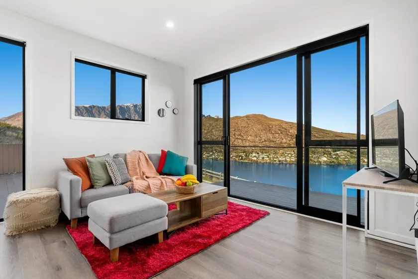 A Luckie Charm - 3-Bedroom Townhouse with Spectacular View - Image 1