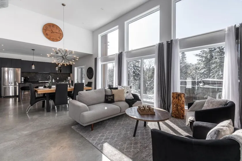 Luxurious Villa Tremblant 4 Bdrs W Hot Tub B85 - Image 1
