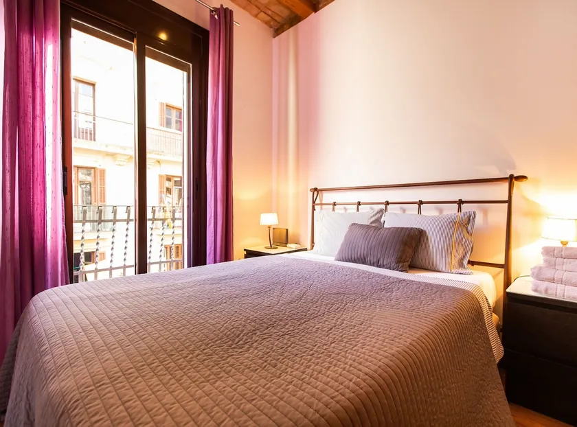Tapioles · Lovely apartment in Poble Sec - Image 1