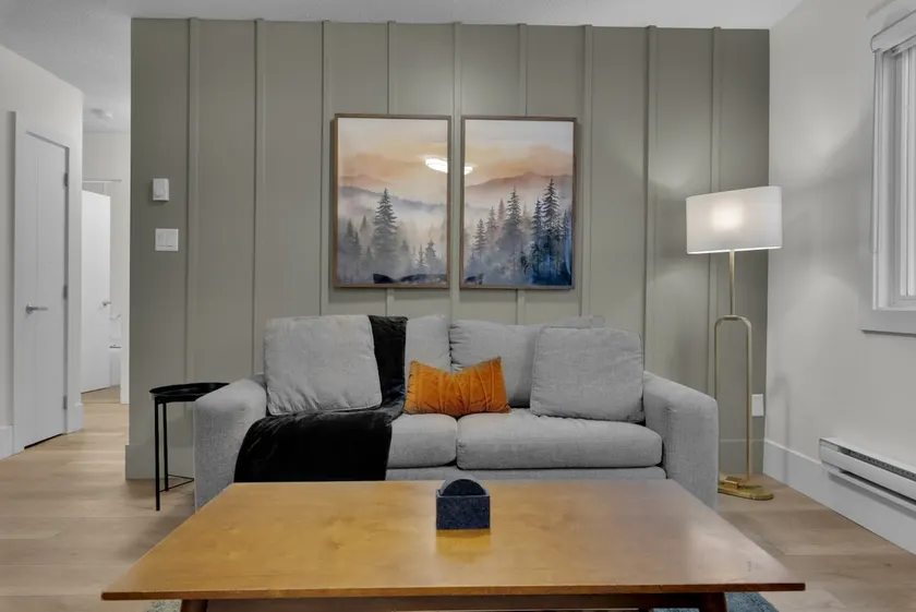 Near Skytrain | Pet Friendly | Free Parking - Image 1