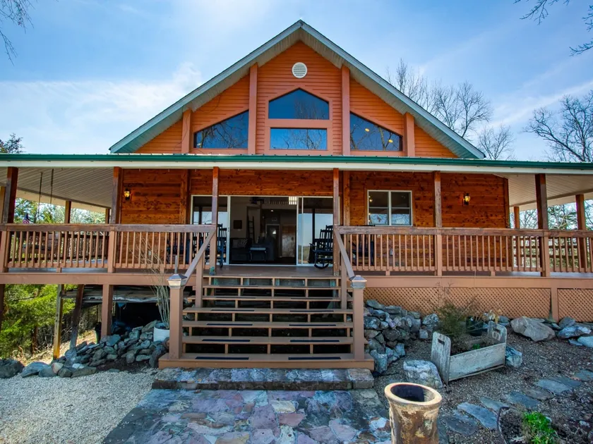Porch Swings, Lake Views & Smoky Mountain Escape - Image 1