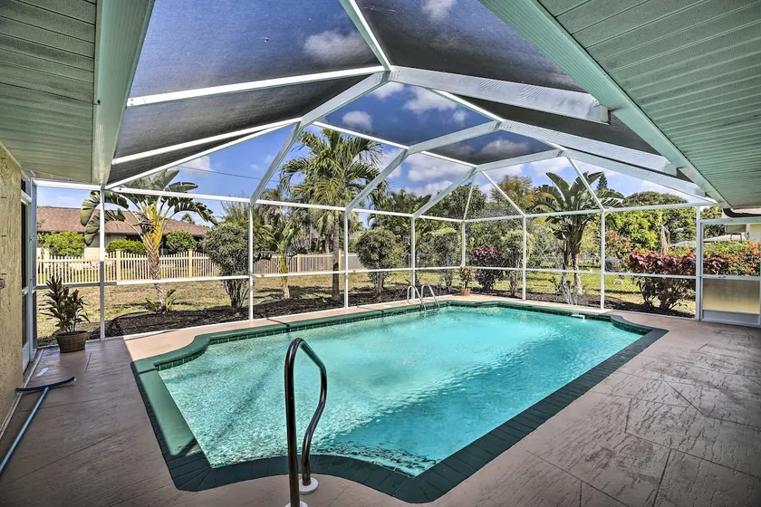 Breezy Cape Coral Oasis, Covered Lanai & BBQ - Image 1