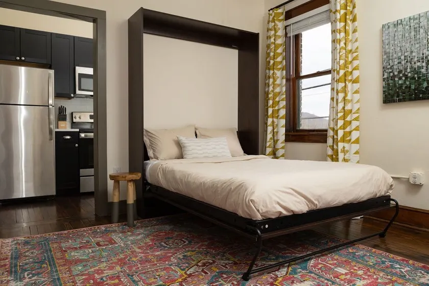 Luxe loft w/city & mountain views - Image 1