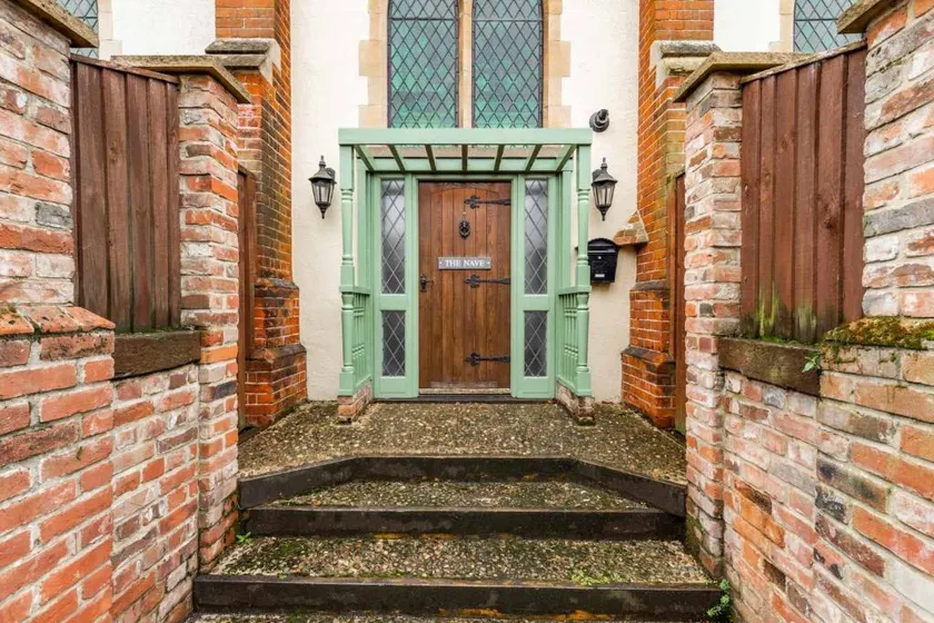 Host & Stay - The Nave - Image 1
