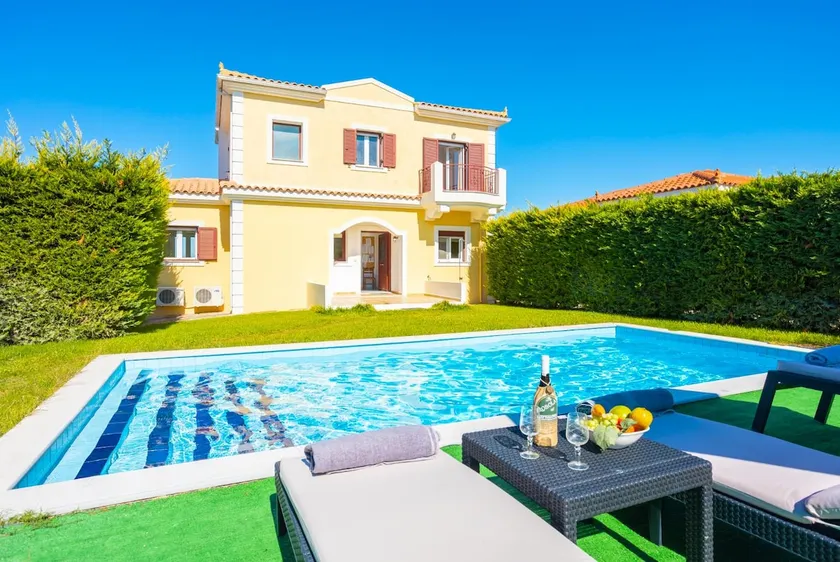 Villa Europe Thia - Image 1