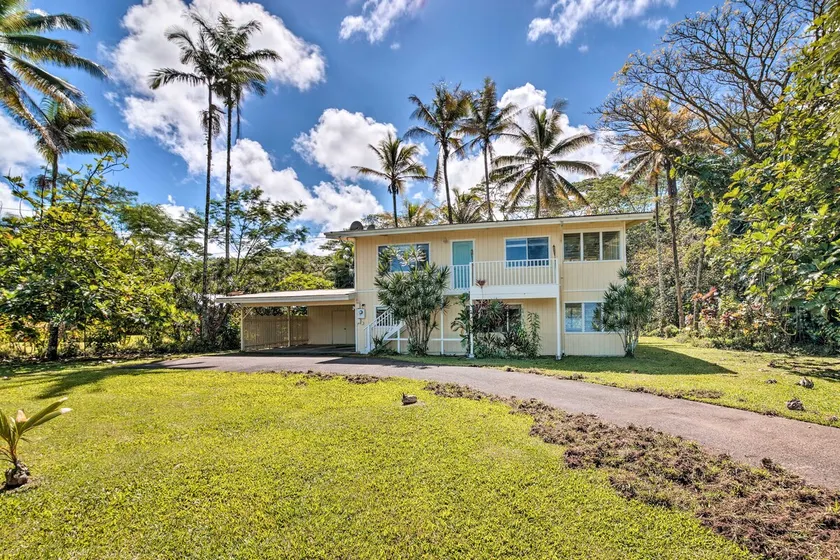 Sunny Pahoa Retreat: Snorkel, Hike & Shop! - Image 1