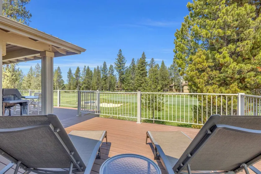 On Meadows golf course, Hot tub, AC view! - Image 1