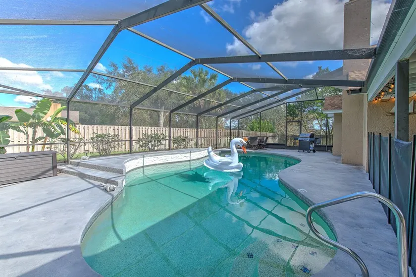 Florida Family Paradise | Free Heated Pool! - Image 1