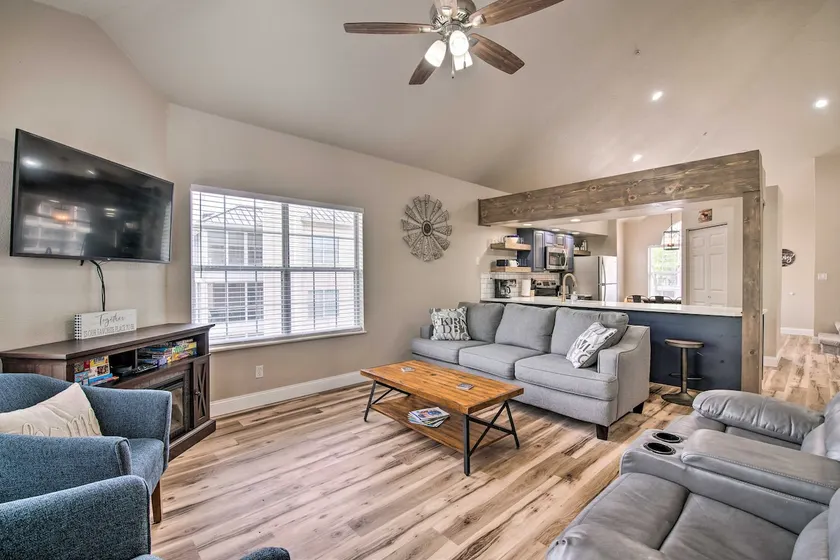 Cozy + Deluxe Branson Condo w/ Covered Balcony - Image 1