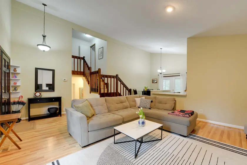 Cozy Cary Abode ~ 10 Mi to Downtown Raleigh! - Image 1