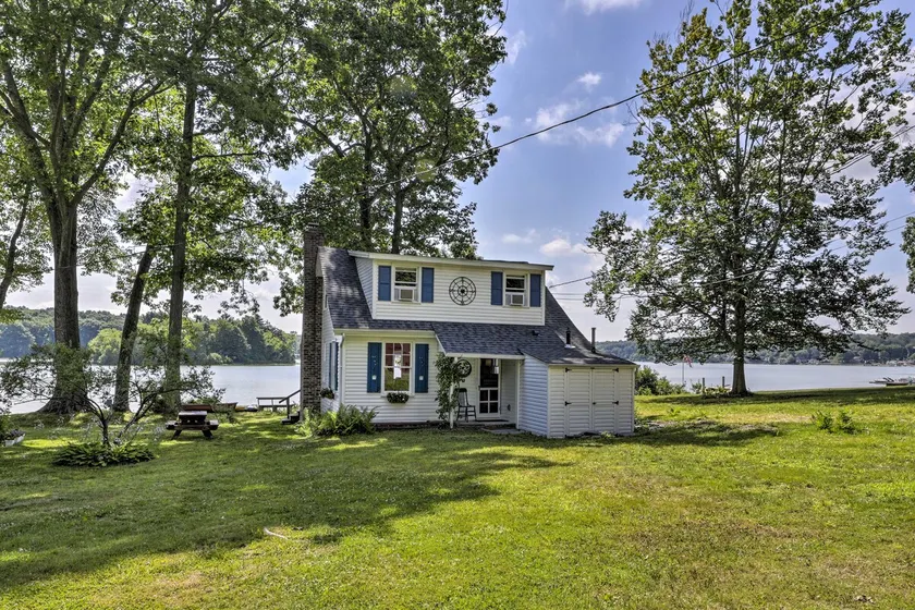 Lakefront Cottage w/ Covered Porch & Dock! - Image 1
