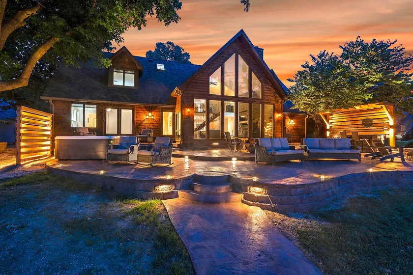 Spacious Lakefront Home w/ Private Dock! - Image 1