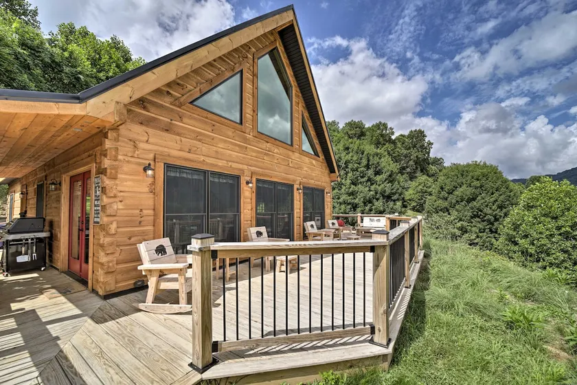 Luxuriöse Blockhütte mit moderner Ausstattung und Bergblick - Image 1