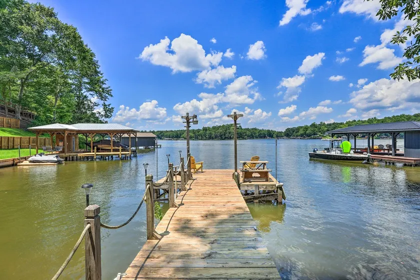 Lakefront Eatonton Getaway w/ Dock & Grill! - Image 1