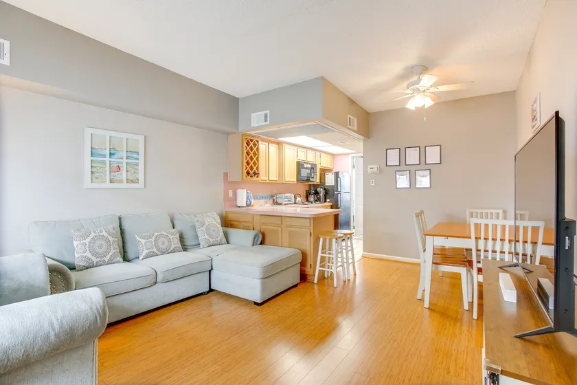 Quaint Wildwood Condo ~ Walk to Beach! - Image 1