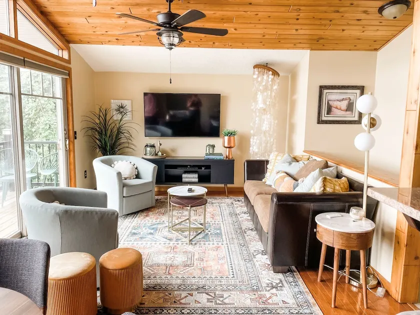 The Bird's Nest of Port Bay, Waterfront Home in the Finger Lake Region close to Sodus Bay. - Image 1