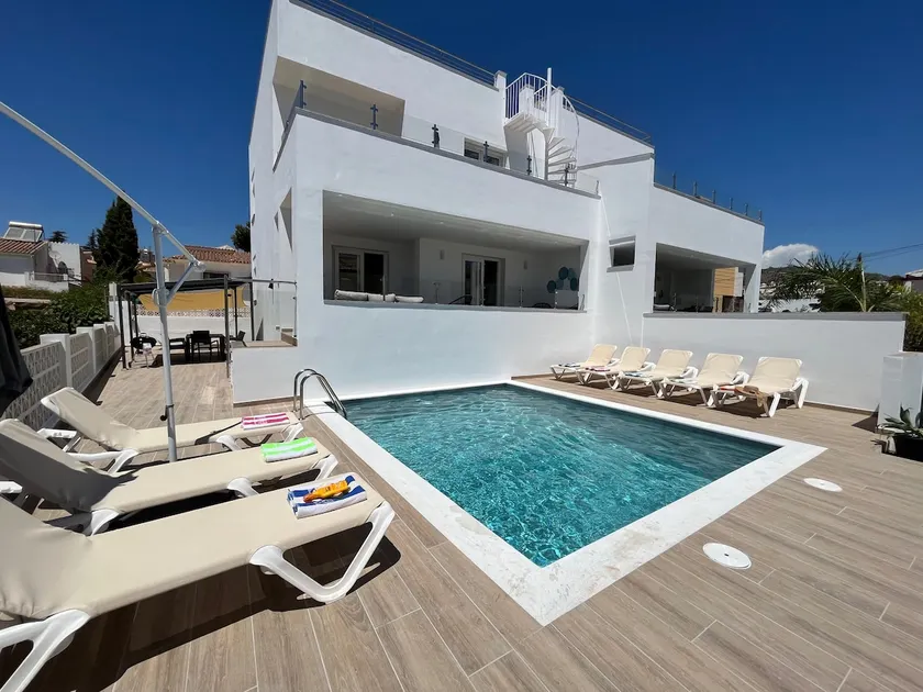 Nerja Paradise Rentals - Villa Las Palmeras - Image 1