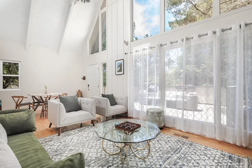 Seaglass Home - Pet Friendly - Image 1