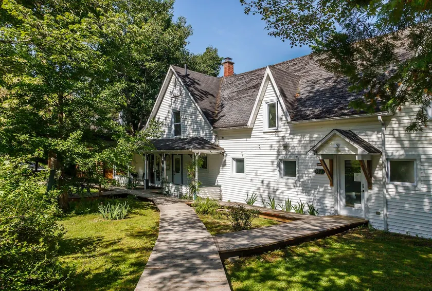 The Lynx - Newly renovated cottage in North Hatley - Image 1