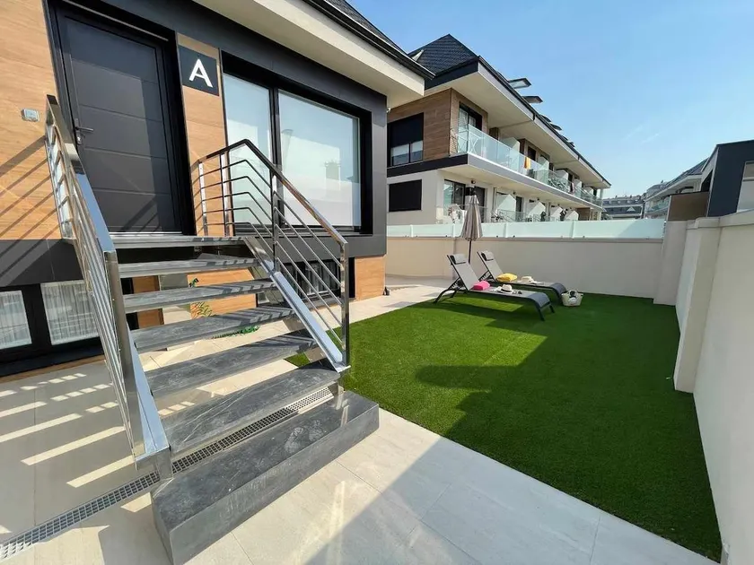 Townhouse A (5 rooms) - Image 1