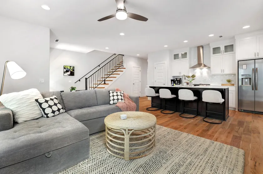 The Oakley - Near Lake Fayetteville! - Image 1