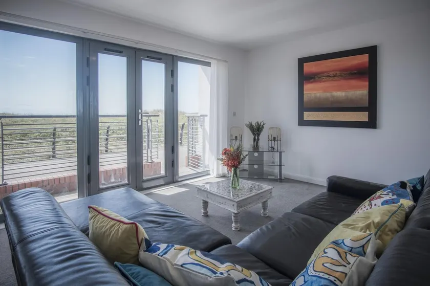 Fisherman's Way - 2 Bed Apt - SA1 Swansea  - Image 1