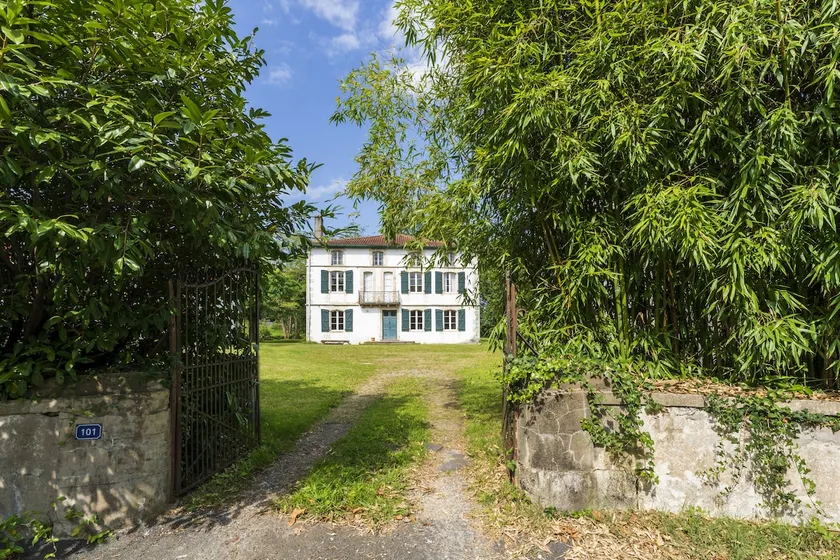 Maison Etxeparea - Image 1