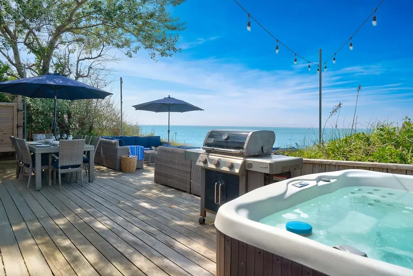 Sea Side Beach House North Fork Vineyards Hamptons lav månedlig pris forhør! - Image 1