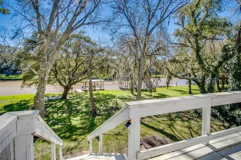 Dock Holiday - Hyggeligt Waterfront Pet Friendly Cottage på Caney Creek! - Image 1