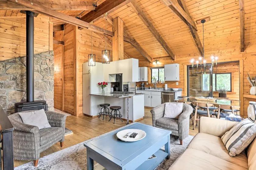Luxe Pagosa Springs Cabin w/ Sauna & Hot Tub! - Image 1