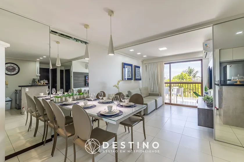 Seafront Apartment | Comfort and Charm | Beachfron - Image 1