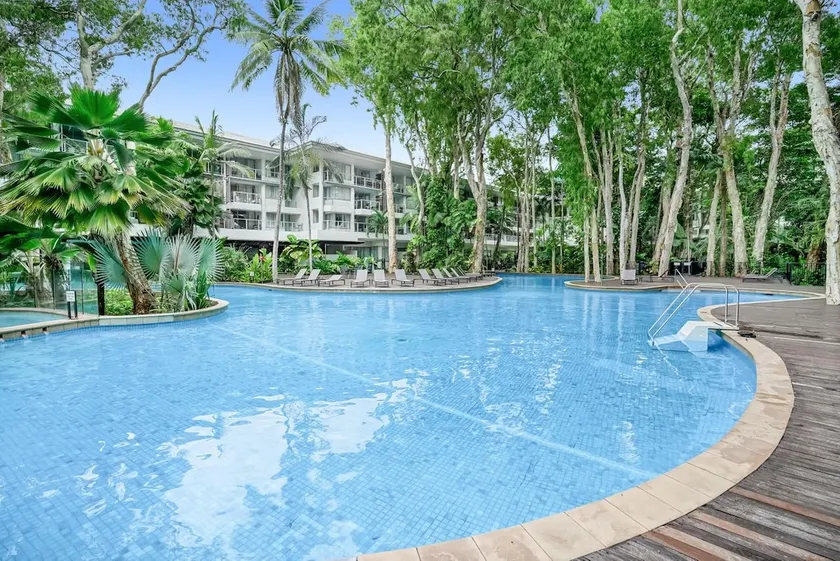 Belle Escapes Drift Beachfront Resort Suite 3207 - Image 1