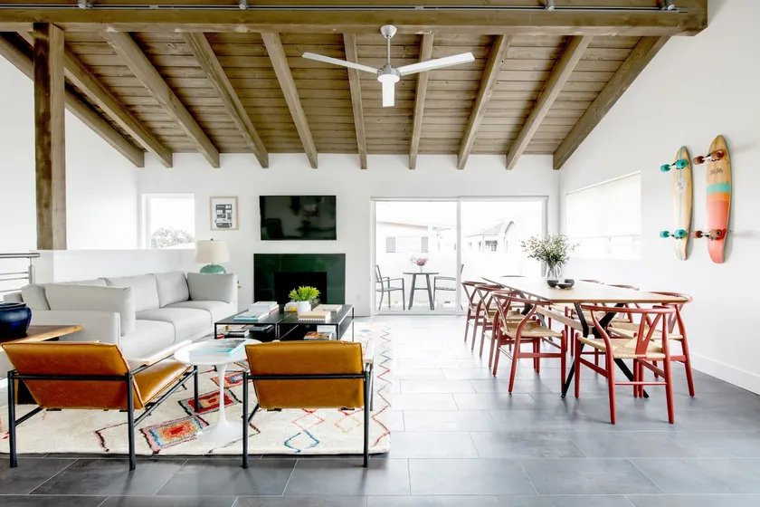 Moderne Paradis | 18 sovepladser | Skridt fra stranden | Nyrenoveret! ❤ ved AvantStay - Image 1