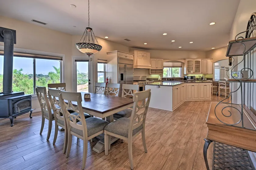 Luxe Vista Getaway w/ Private Pool & Hot Tub! - Image 1