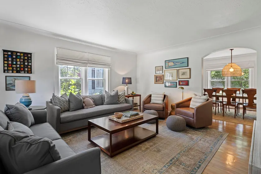 Near Restaurants, Ski Hills, Shopping & Bike Path! - Image 1