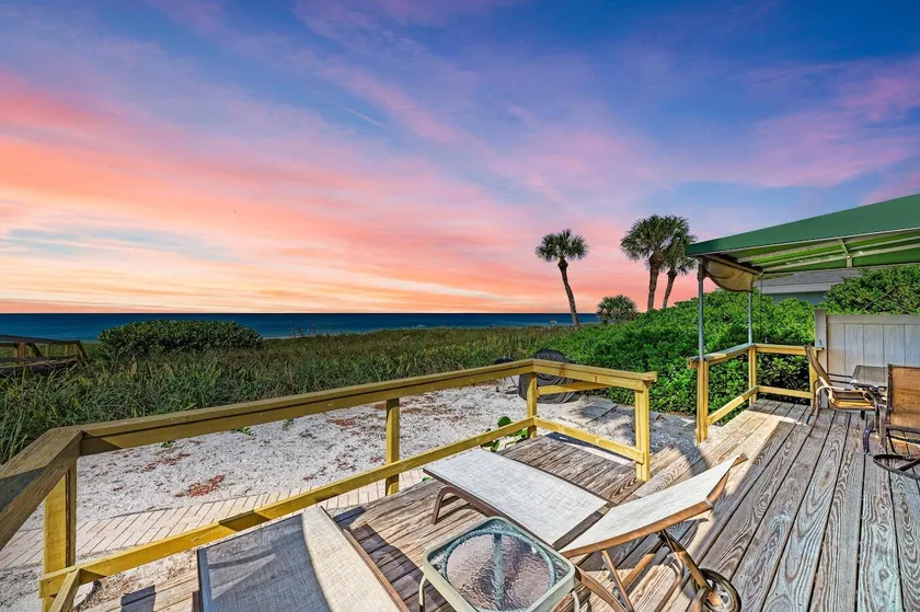 Private Beachfront Casey Key Cottage B - Image 1