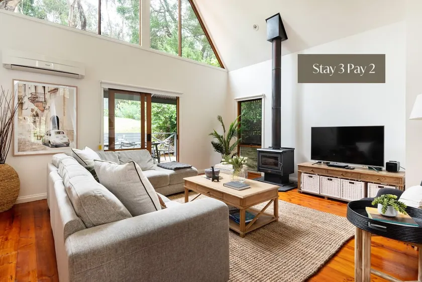 Collins Street House in Red Hill - Image 1