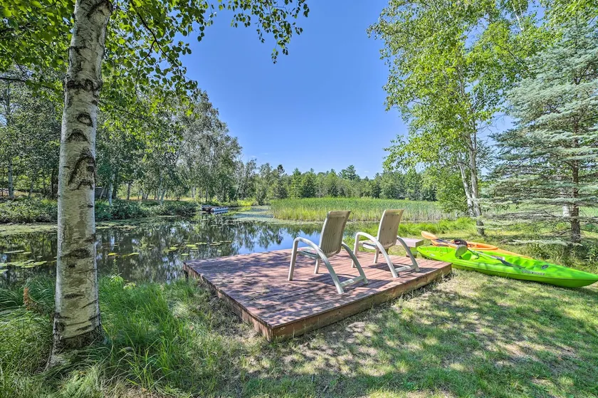 Atlanta Waterfront Cabin w/ Dock & Kayaks! - Image 1