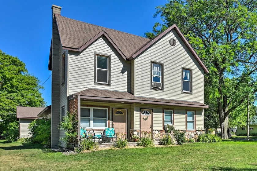 'Blue Haven' Watertown Retreat By Crow River! - Image 1