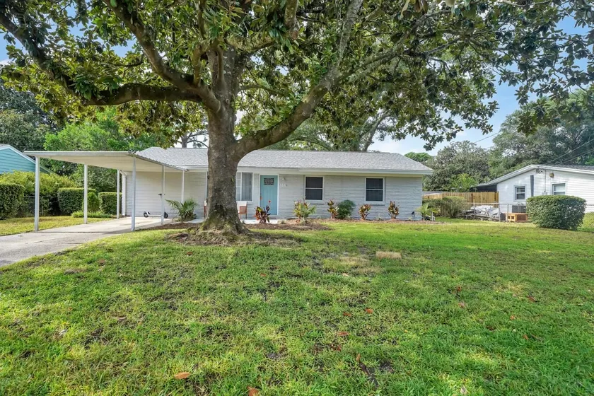 Magnolia - Family-Friendly Comforts, TVs, Grill & Just Steps to the Beach! - Image 1