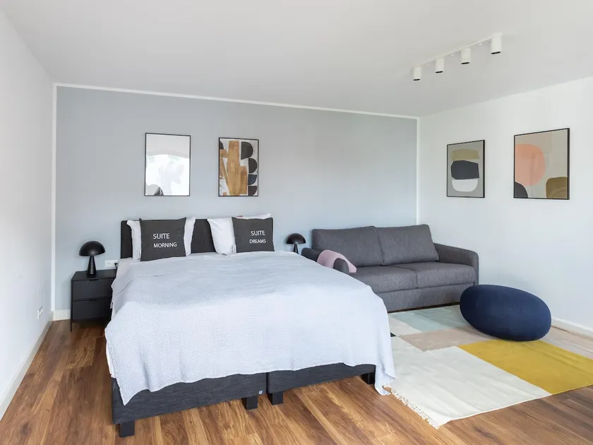 Berlin Flower's | Suite L with sofa bed - Image 1