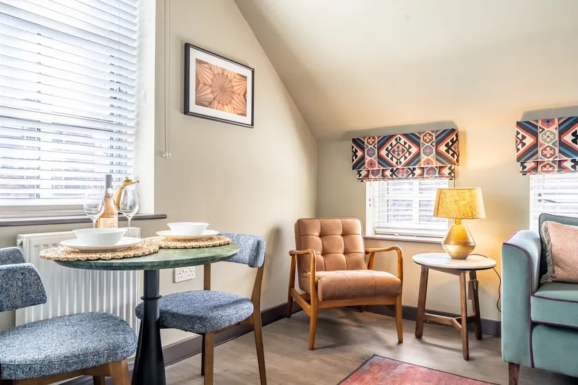 The Falcon - Apartment 11 - Image 1